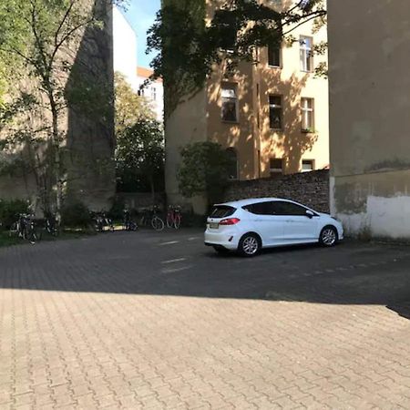 Designer Central Apartment With Terrace & Free Parking Berlim Exterior foto