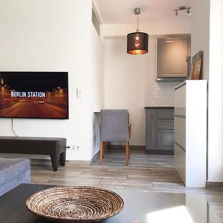 Designer Central Apartment With Terrace & Free Parking Berlim Exterior foto